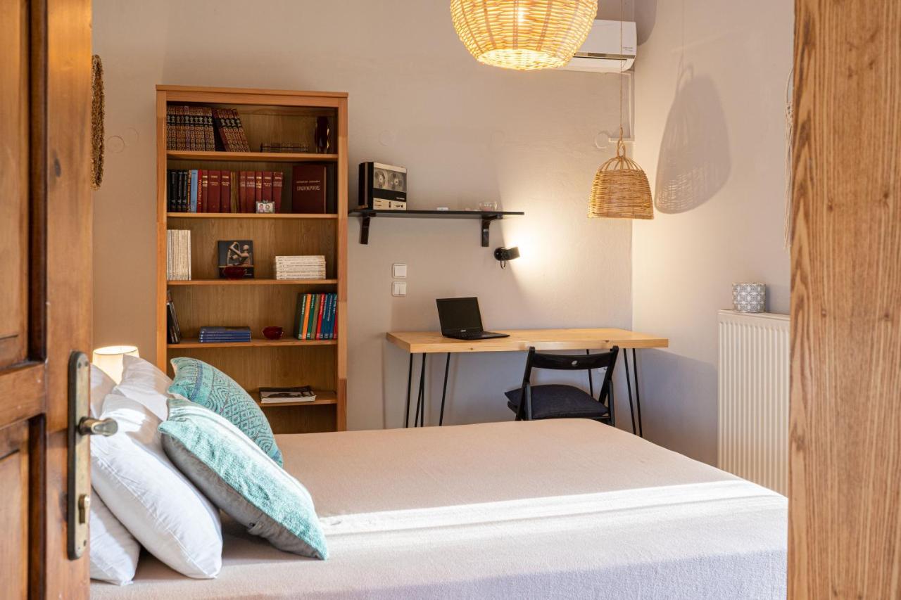 Arismari Cretan Holiday Home Angouseliana Bagian luar foto